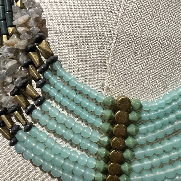 Lia Sophia Goddess Necklace - Picture 9 of 10